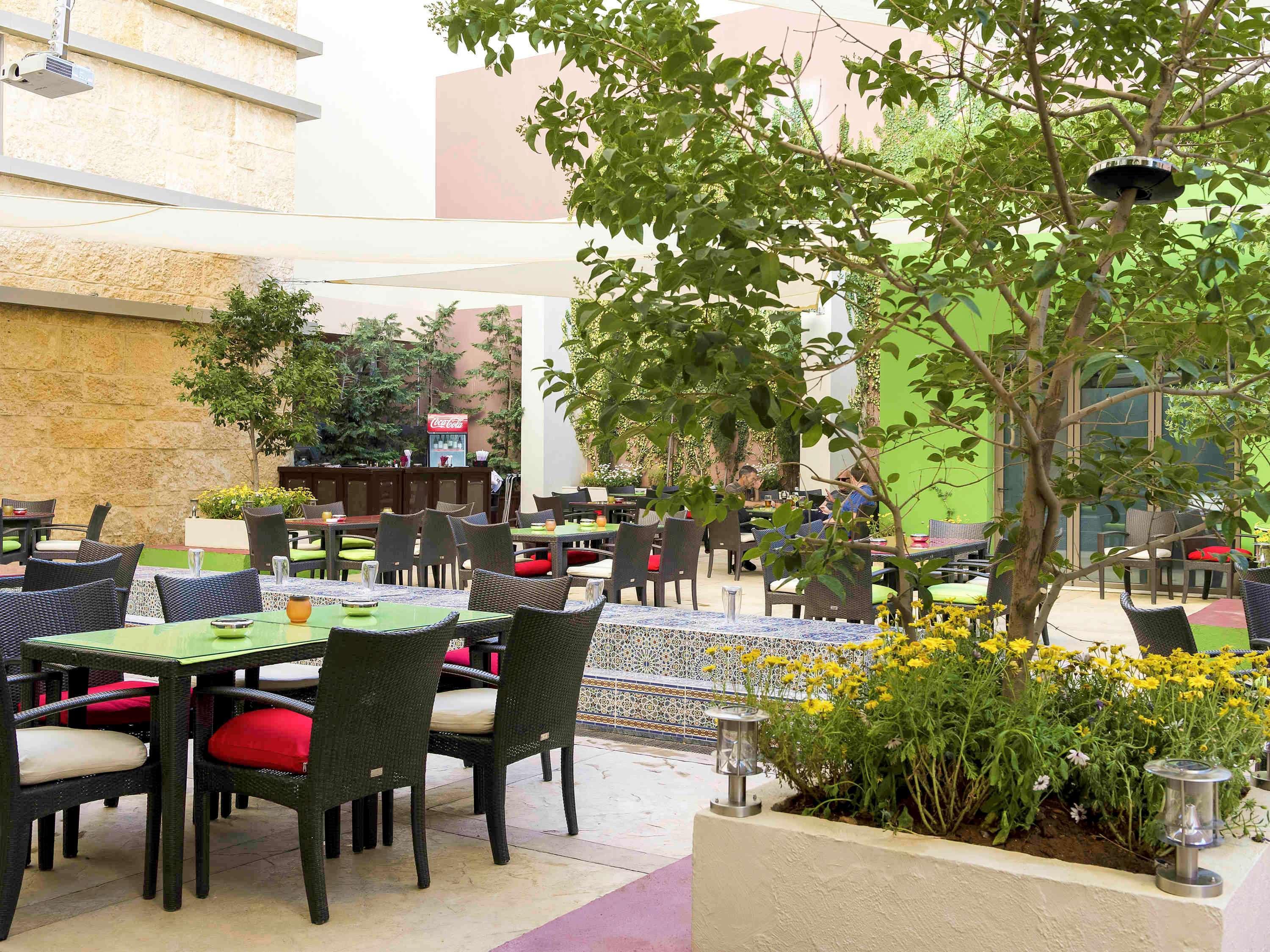 Ibis Amman Hotel Exterior foto